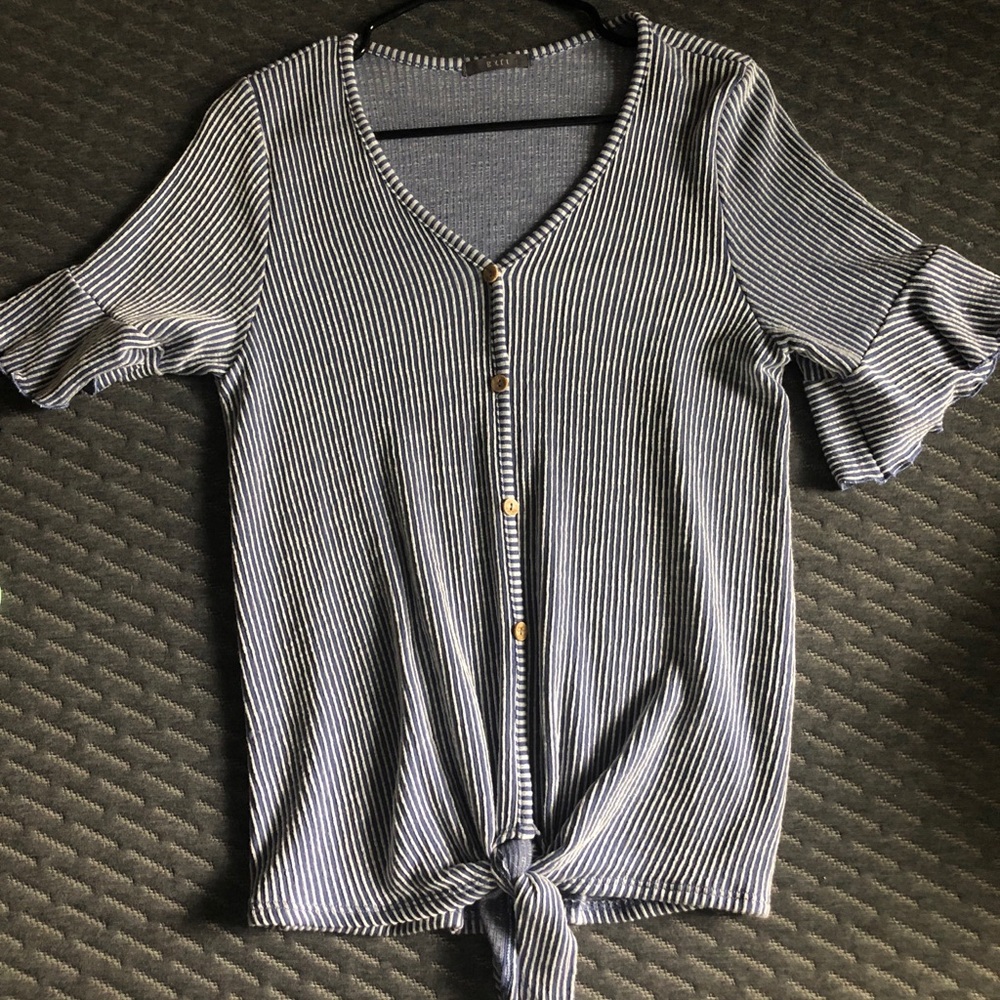 Short sleeve striped blouse